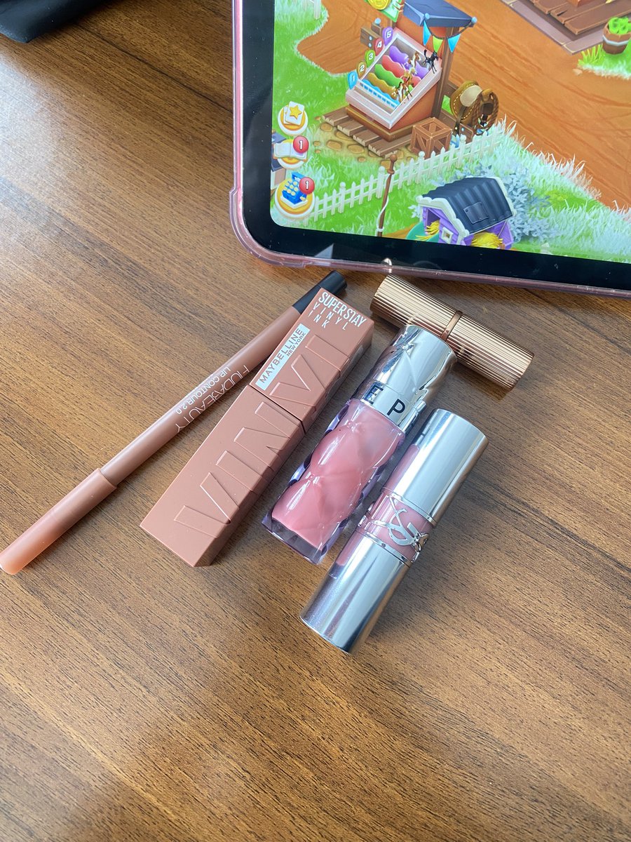 dudagim renksiz kalmasin diye her ortamda verdigim caba