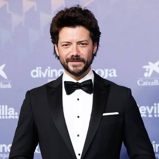 hasensioTRESP's tweet photo. Mi actor español favorito es muy guapo. No puedo dar ejemplos de mujeres porque mi esposa también me sigue. Además, veo todas las películas españolas en su idioma original; su idioma es muy agradable.”

#spain #Espana #SpainTurkey #spanish https://t.co/HrjLh0PFlt