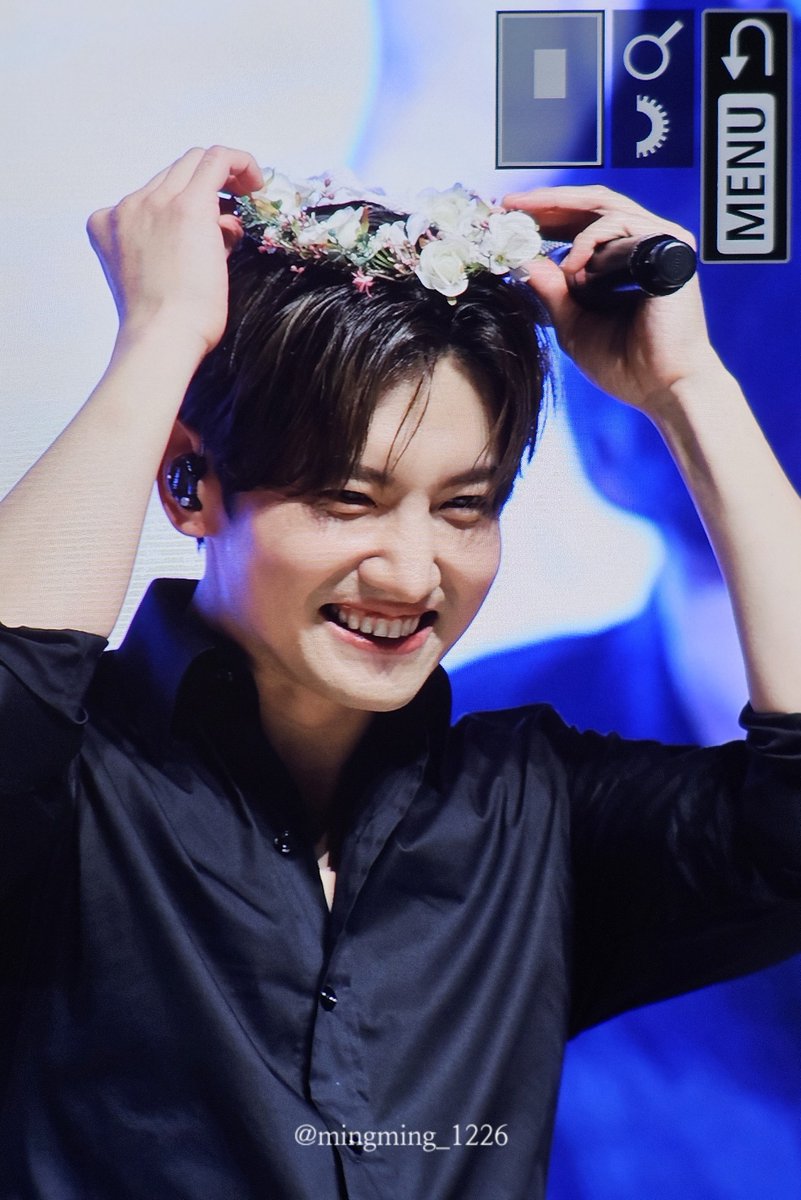 ᴹᴵᴺᴳᴹᴵᴺᴳ tweet media