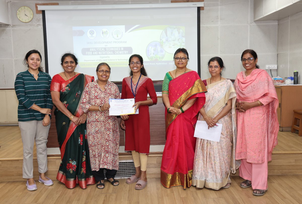 csiriict's tweet image. A Skill Development Program on Analytical Techniques in Food and Nutritional Chemistry for 27 women participants in Life Sciences was successfully conducted from 25 Feb 2026 to 3 Mar 2026. 
@CSIRIndia @IndiaDST 
#SkillDevelopment #WomenInScience #LifeSciences