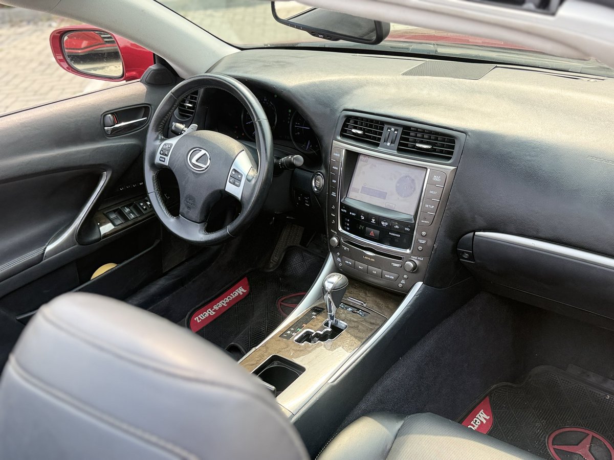 praise_autos's tweet image. Foreign used 🍷🖤 2011 Lexus IS250C 📍
Wine red on black — sporty convertible with refined comfort. Clean title.

Bold style. Clean lines. Unforgettable ride.

Price: 17m 
☎️ Call/WhatsApp ☎️ +2347089784968
#LexusIS250C #LuxuryConvertible #osimhen #PraiseAutos #portable