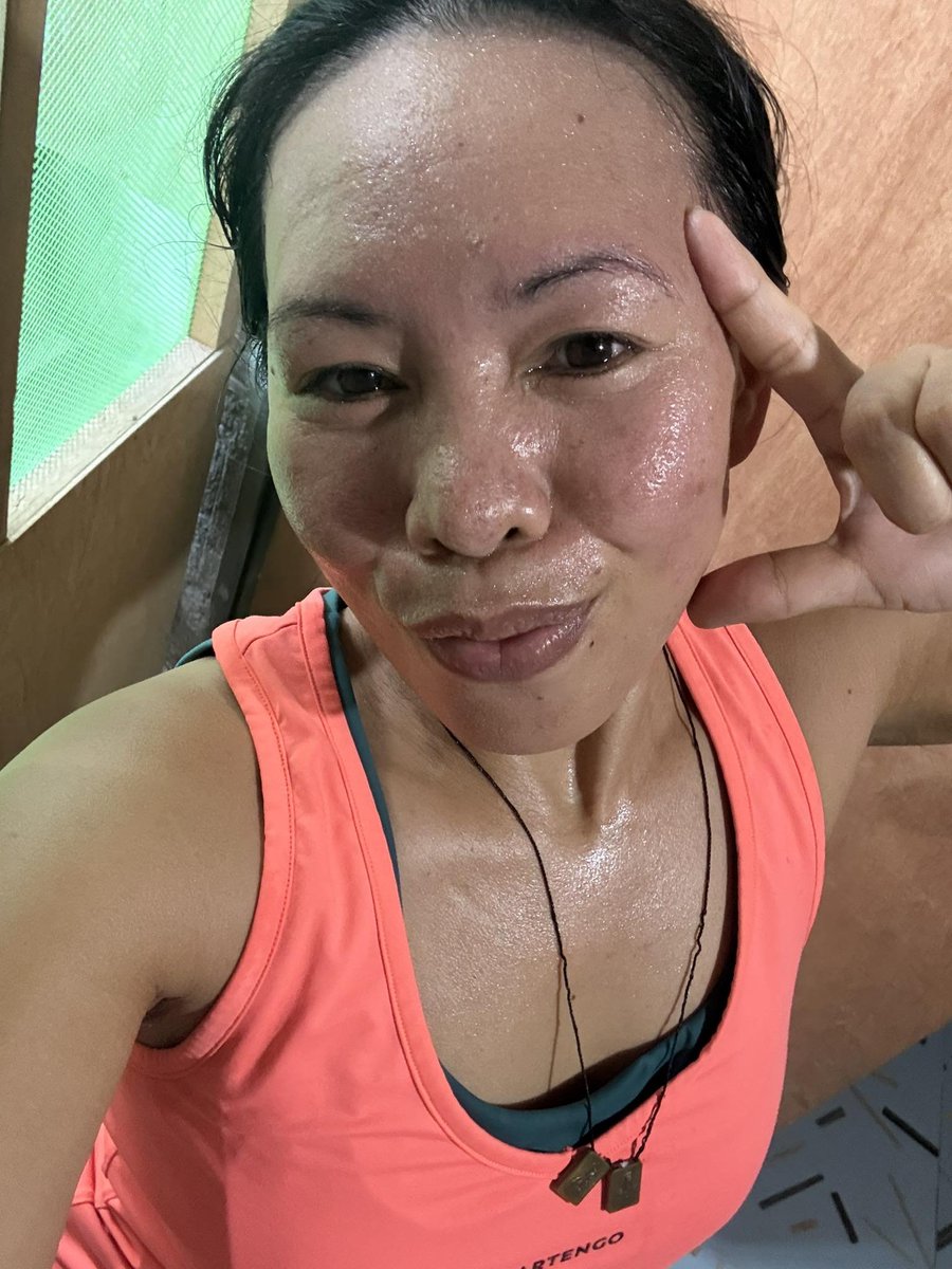 GenQuimba's tweet image. Cardio time! 💪🏃‍♀️ Sweating it out today because every step counts. Want to join next time? 😏 Let's go! #Cardio #FitnessJourney #workout #gym