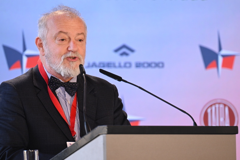 Poslední skaut™ tweet media