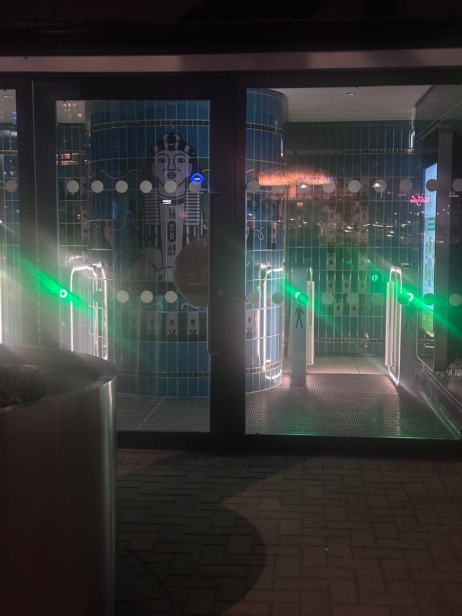 Best Tube To tweet media