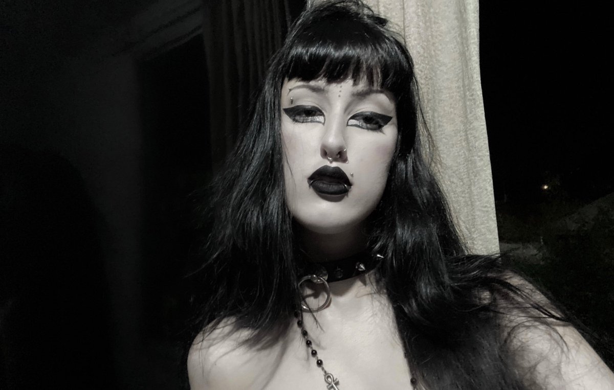 santánico pandemonium ☠︎ tweet media