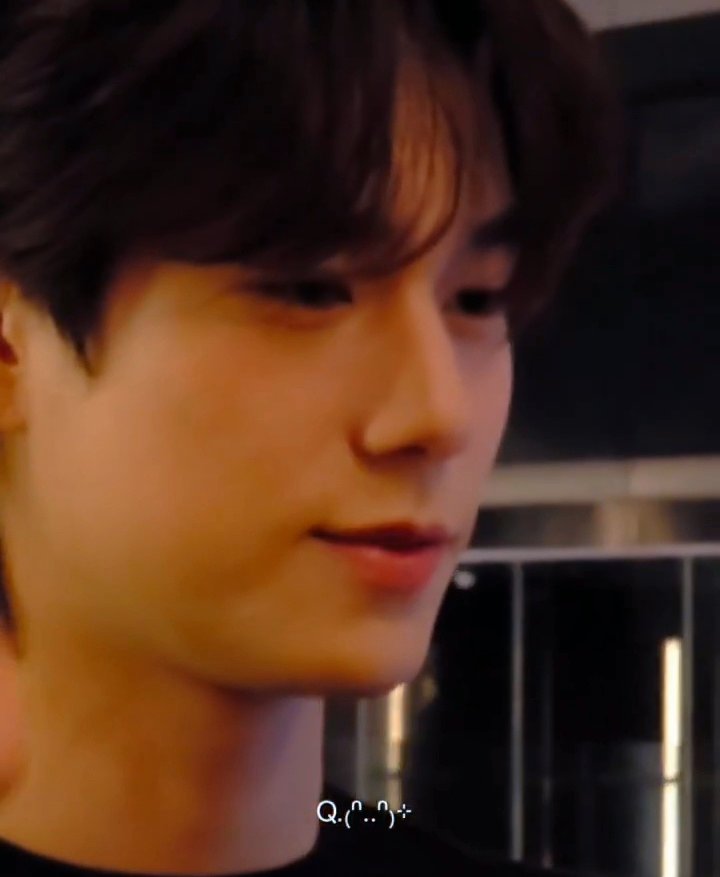 punch 𝜗𝜚˚⋆ tweet media