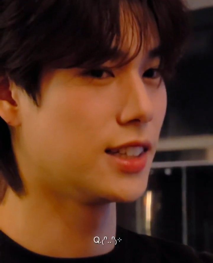 punch 𝜗𝜚˚⋆ tweet media