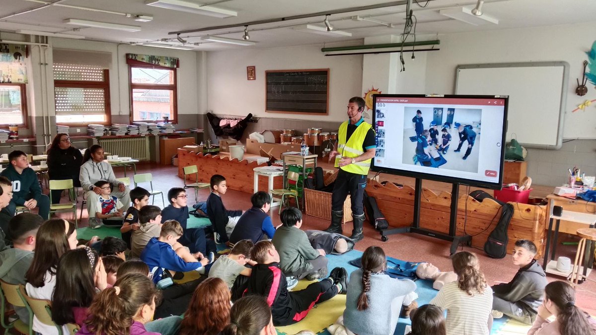 iaprl_ast tweet media