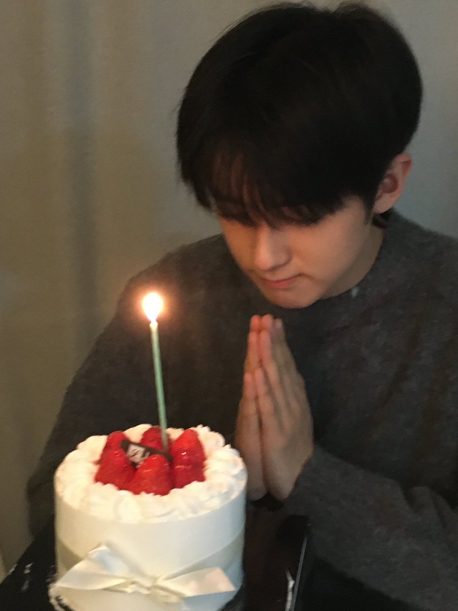 김민규 KIM MIN KYU tweet media