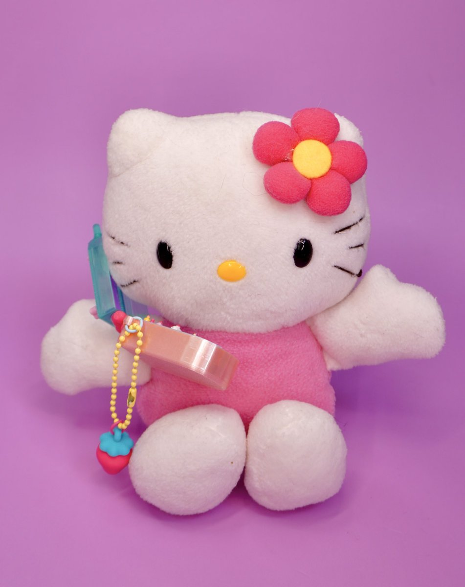 yourgummy tweet media