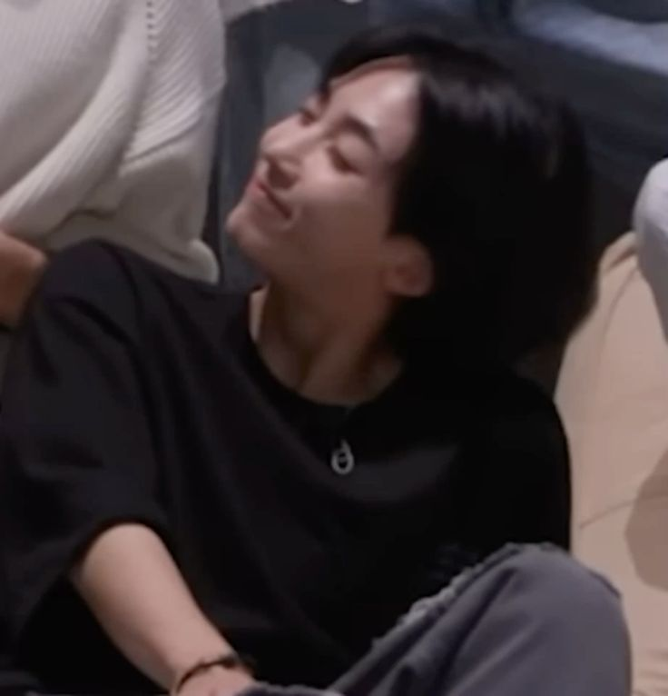 jeonghan imitating joshua's caratdeul~