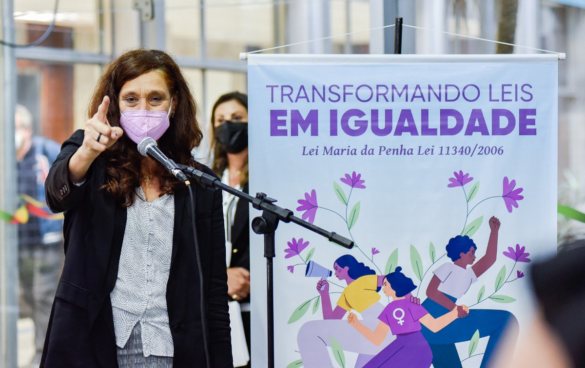 #TBT✨ Dia Internacional de Luta das Mulheres

Transformando Leis em Igualdade #Sofianaluta2026

Março, mês de luta das mulheres, relembramos a nossa gestão como Procuradora da Mulher na Assembleia Legislativa do Rio Grande do Sul. Foi um período atravessado pela pandemia, que