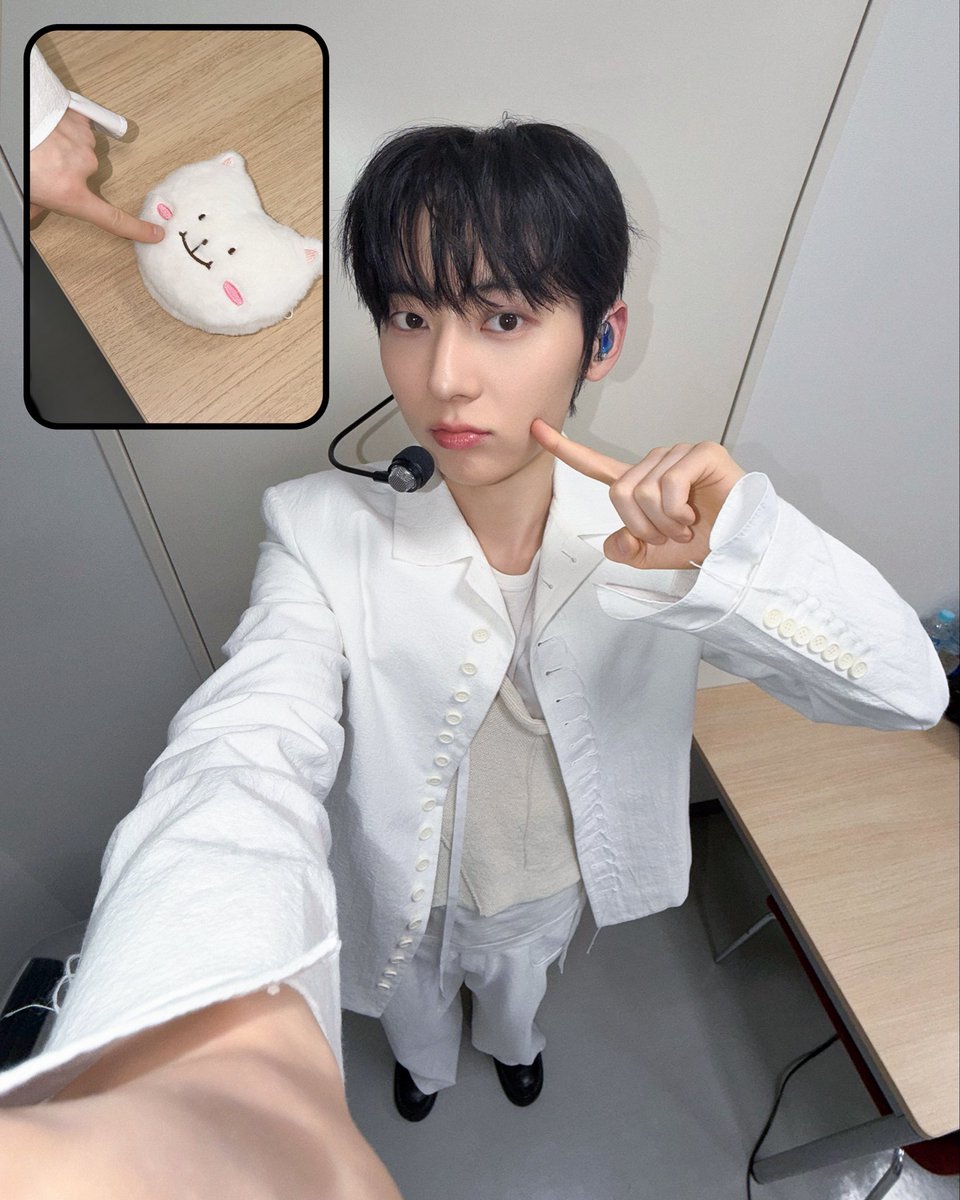 황민현(HWANG MIN HYUN) tweet media