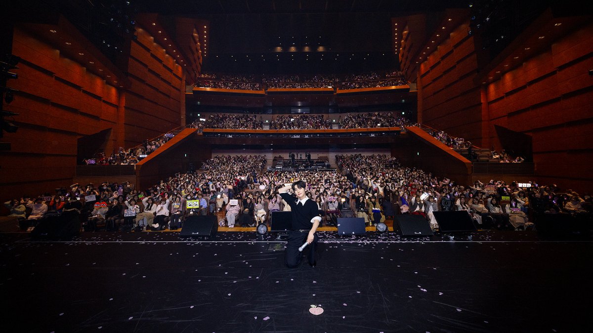 황민현(HWANG MIN HYUN) tweet media