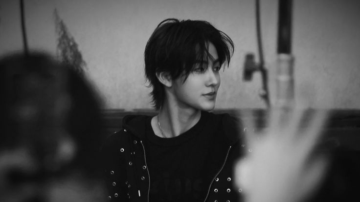 vvanderrlxst's tweet photo. #hyeonkeon au

 it was all just a game.

one person lights the fire, the other will pour gasoline. because they are just "playing" https://t.co/3bBfr62RxT