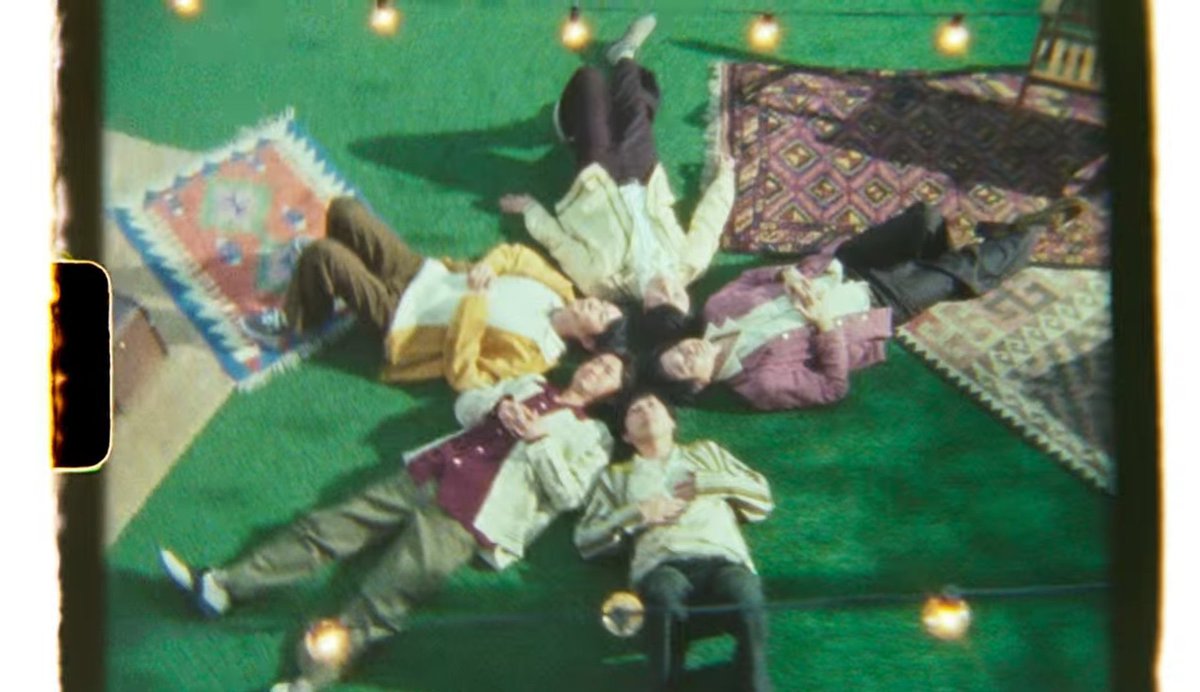 cherrytree0125's tweet photo. " Five is treasure number "
やっぱり嵐は5人だよね。おかえり。泣 https://t.co/1lUhTl5QgN