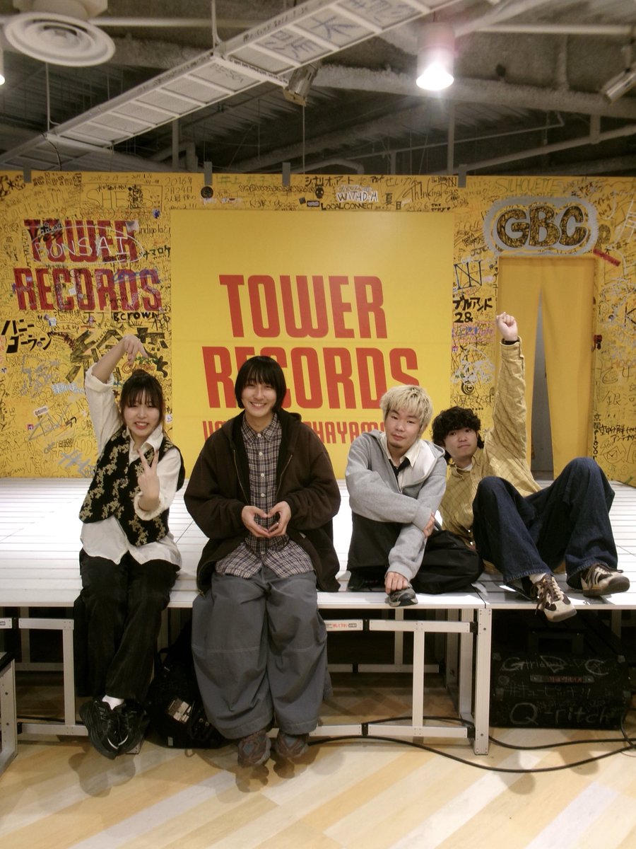 リュックと添い寝ごはん tweet media