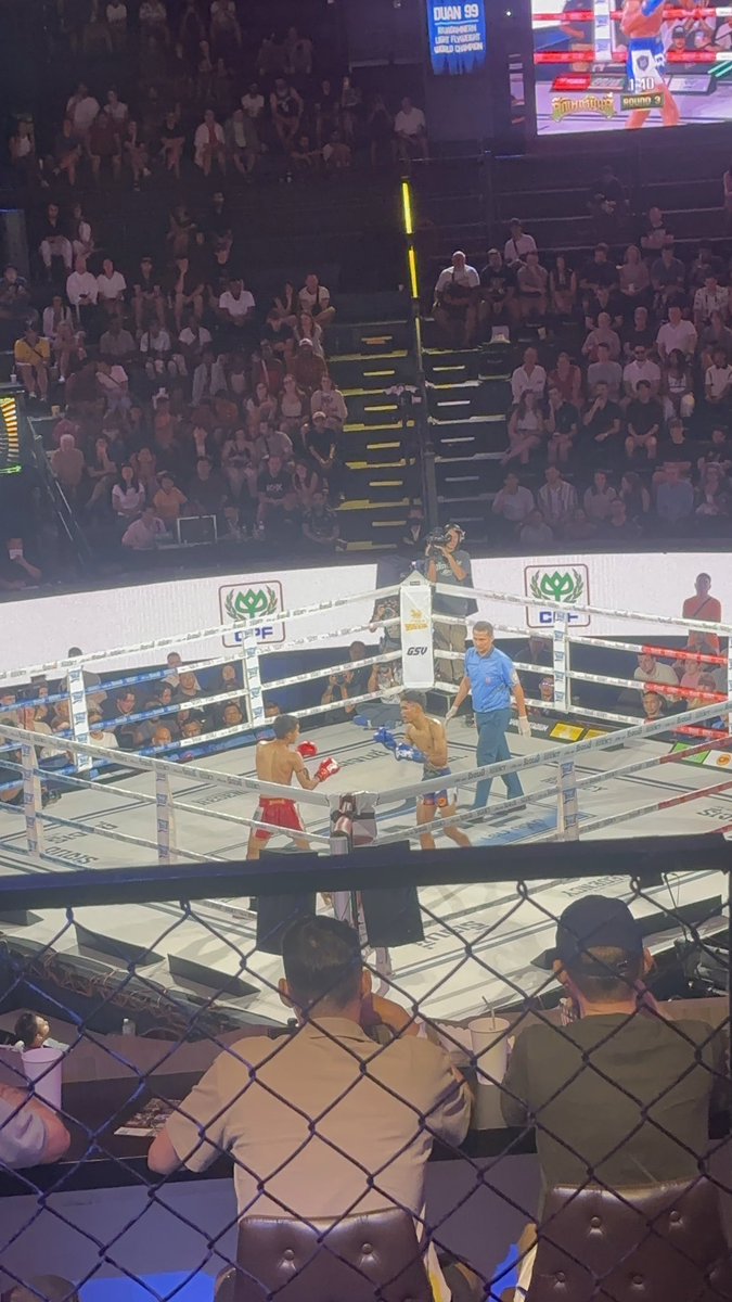 Sarude221's tweet photo. #Rajadamnern #MuayThay #Bangkok https://t.co/t92cX8VT0G