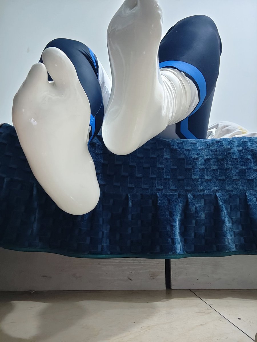 bachelor tweet media