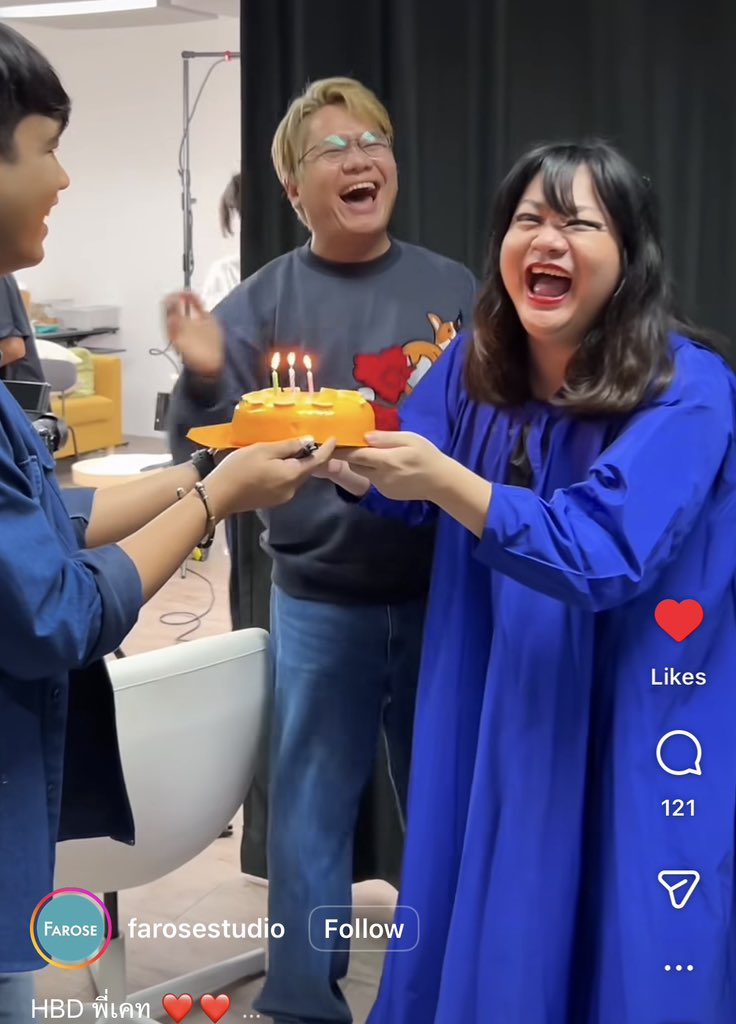 เหี้ยมาก เอาเค้กส้มมาแฮปนางแบก 555555