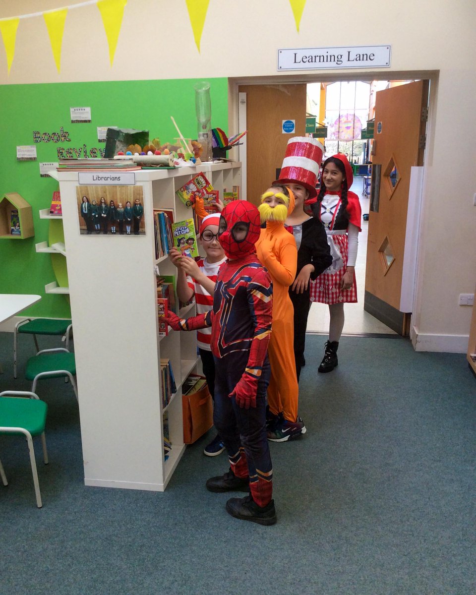 Oxford United in the Community tweet media