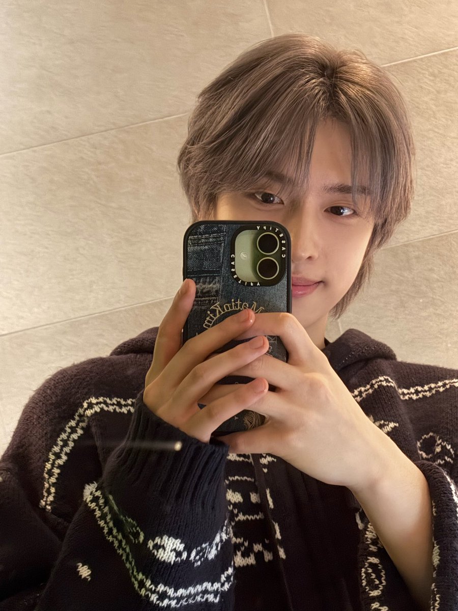 plzdontgyo tweet media