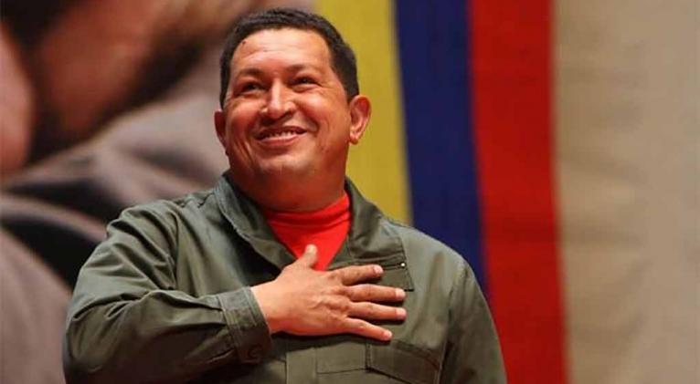 Rendimos sentido homenaje al Comandante Hugo Chávez, el mejor amigo de #Cuba, en el aniversario 13 de su partida a la inmortalidad. 

#ChávezVive en cada acto a favor de los pueblos, en la defensa de la justicia, la paz, la soberanía y la integración de Nuestra América.
