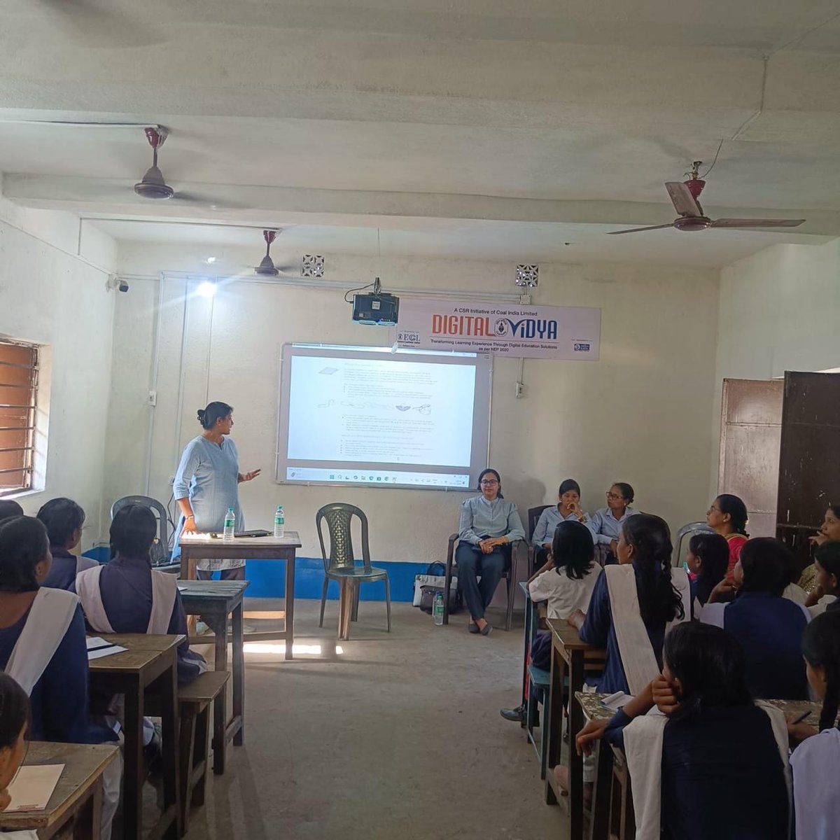 easterncoal's tweet image. Special thanks to our dedicated volunteers — Ms. Sumedha Bharti, Namita Majhi Soren, Nilu Das, Poulami Mukherjee, and Suman Beldar — for making the event a success.
Together, we continue to inspire, educate, and empower the next generation.
#ECL #TeamECL #CoalIndia