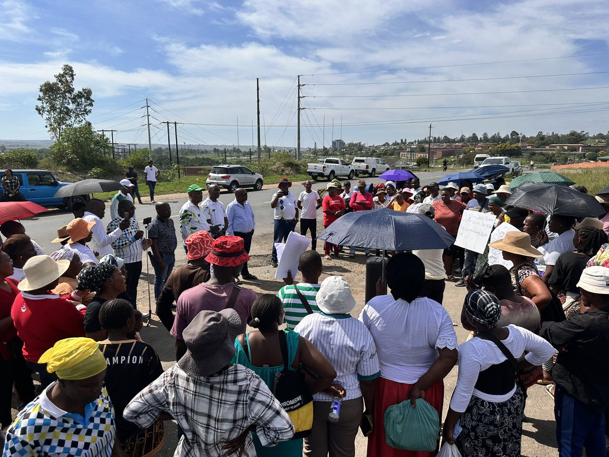 Vuyo Zungula MP 🇿🇦 tweet media