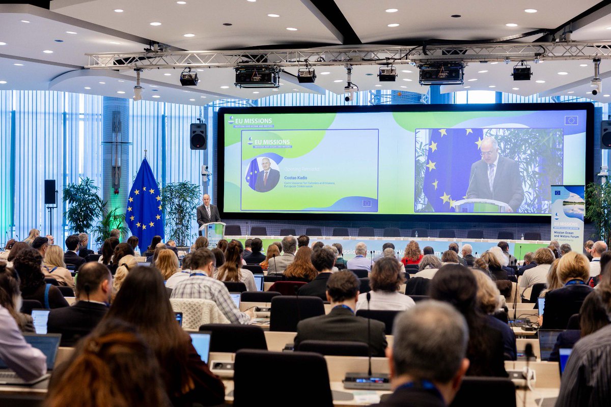 CostasKadis's tweet image. Now is the time to scale up, partner up, and turn ambition into irreversible progress.
At the 4th annual Forum of the Mission “Restore our Ocean and Waters” during #EuropeanOceanDays, 🇪🇺 shows what collective action truly looks like.
€400M+ invested. 1,000+ Charter signatories.