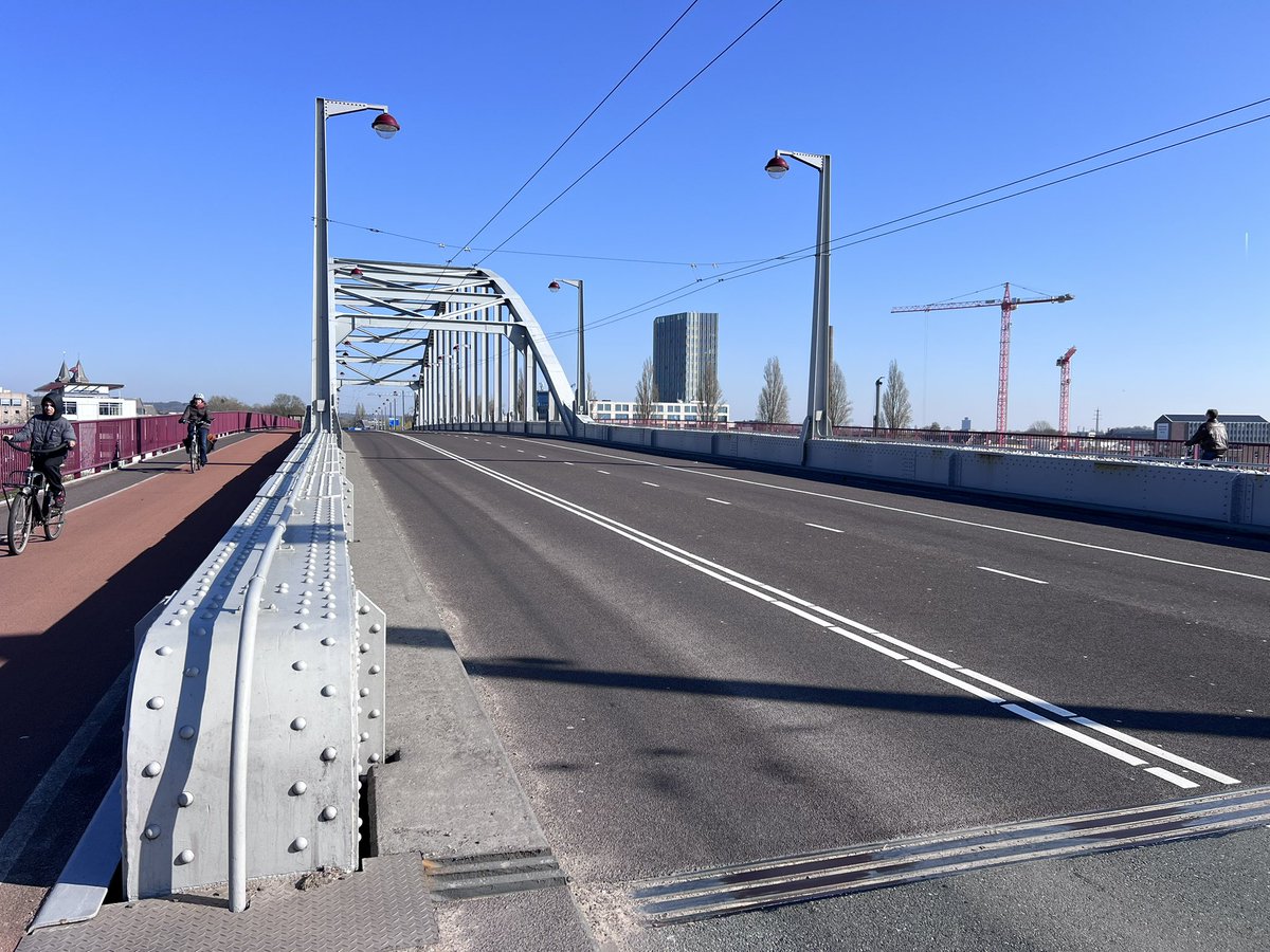 TheItalianProperJob tweet media