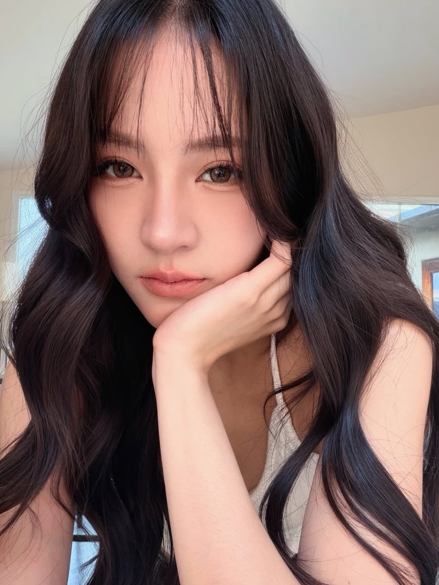 titachayanitofficial_ tweet media