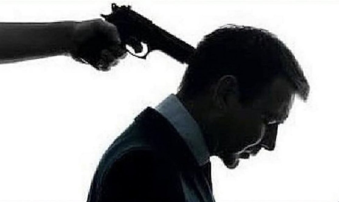 Cite moi un joueur qui est devenu legendaire avec son club. 
Perso: drogba