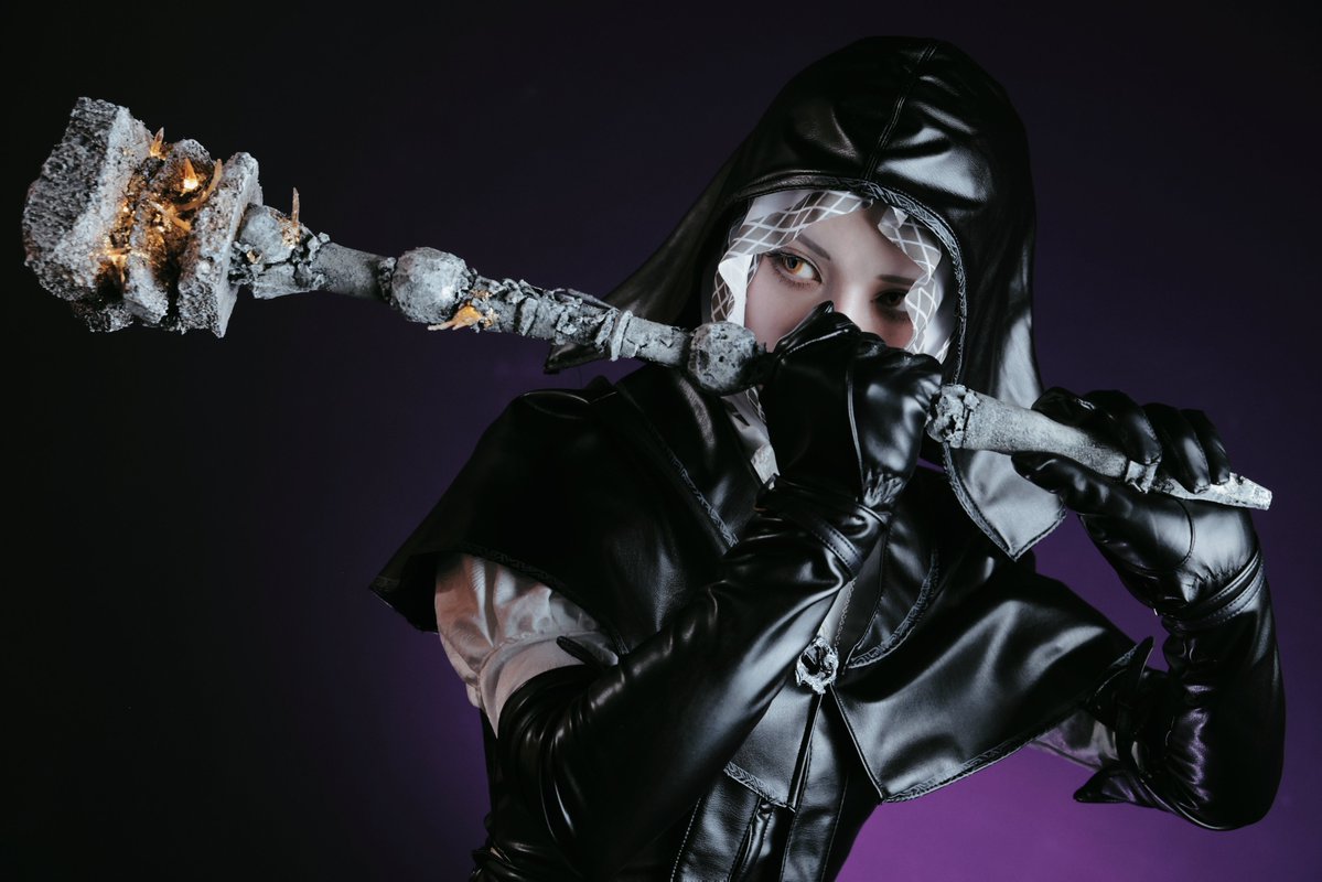 Kuriko0228's tweet image. Undertaker × Marika's Hammer
#cosplay  
#ELDENRINGNIGHTREIGN