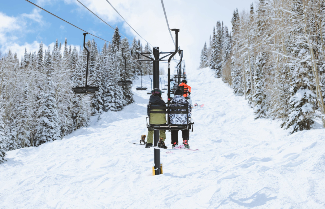 Hotel Colorado tweet media