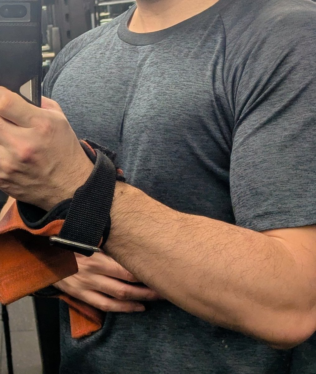 シンバ tweet media