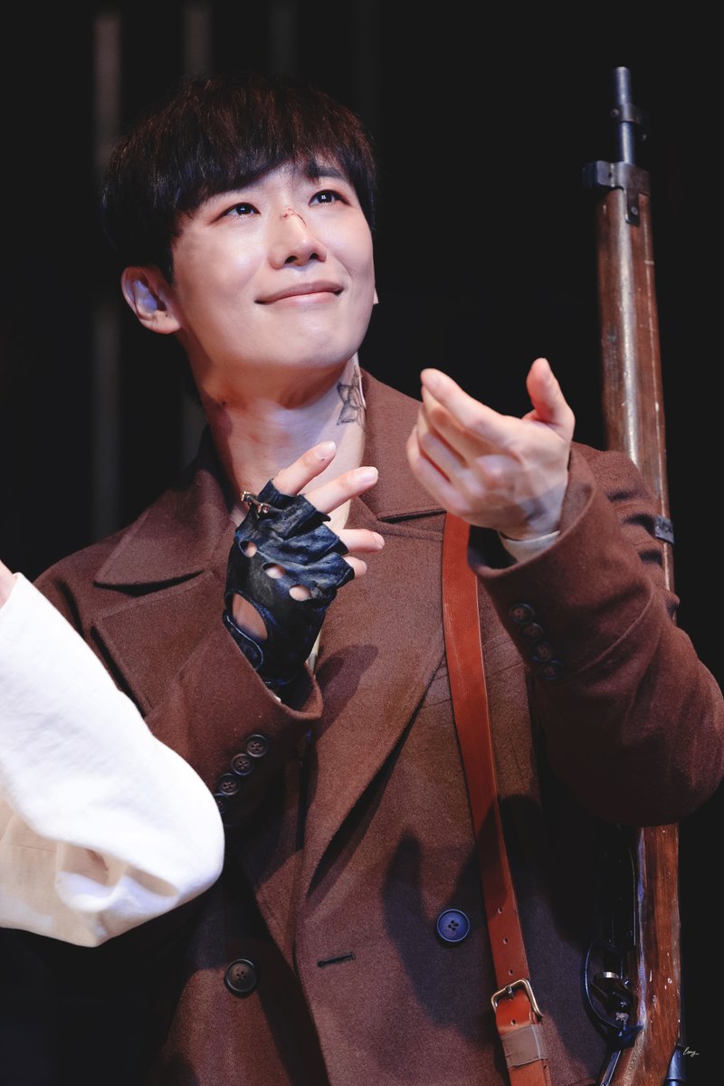 𝐥𝐨𝐧𝐠.𝐩𝐢𝐜 tweet media