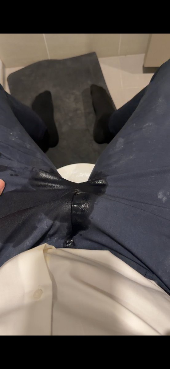 Suit_fun_t tweet media