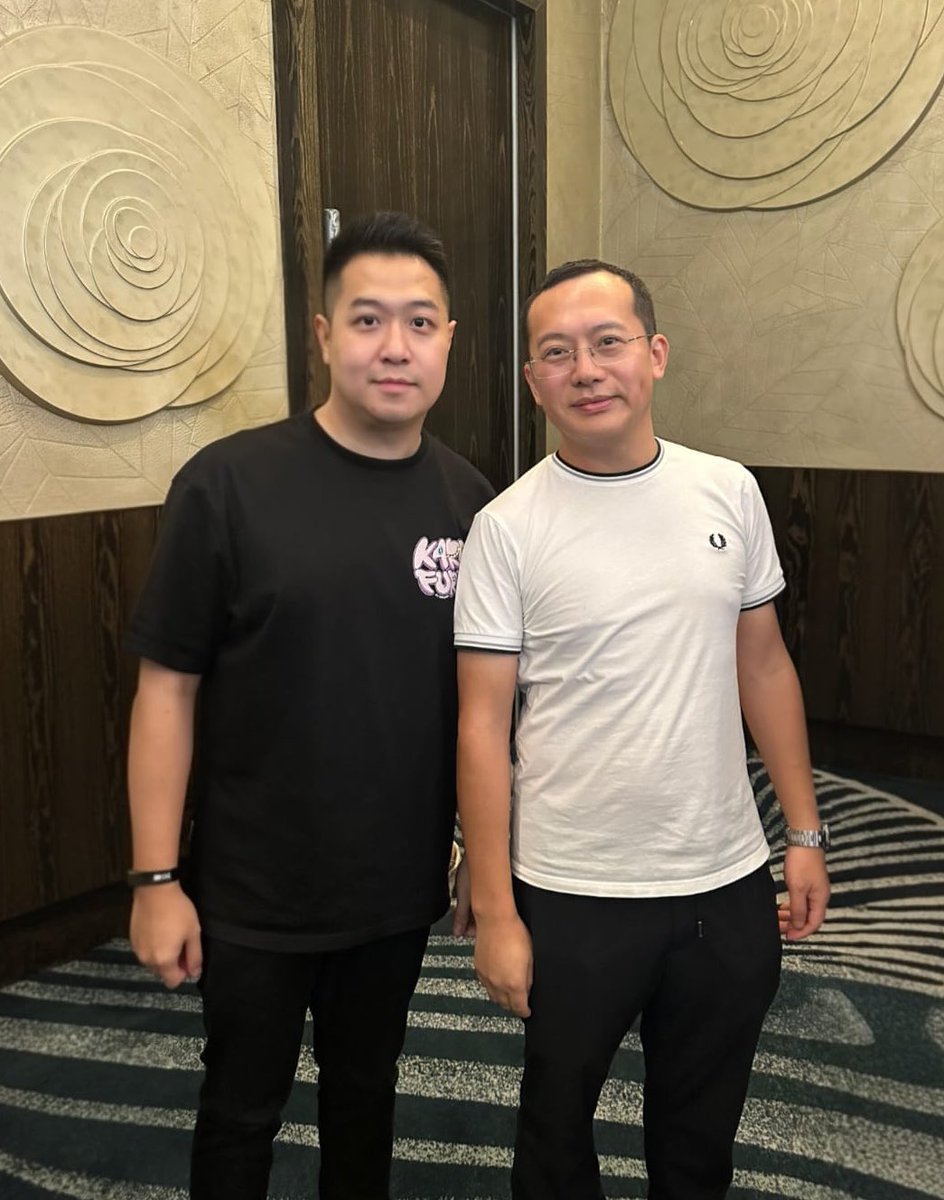 𝐆𝐌⚡ 𝐌𝐚𝐬𝐬𝐢𝐯𝐞 𝐦𝐨𝐯𝐞..
When the company behind New York Stock Exchange partners with @OKX, it’s clear the lines between TradFi and crypto are fading fast.
Congrats <a href="/star_okx/">Star_OKX</a> and the team. 👏