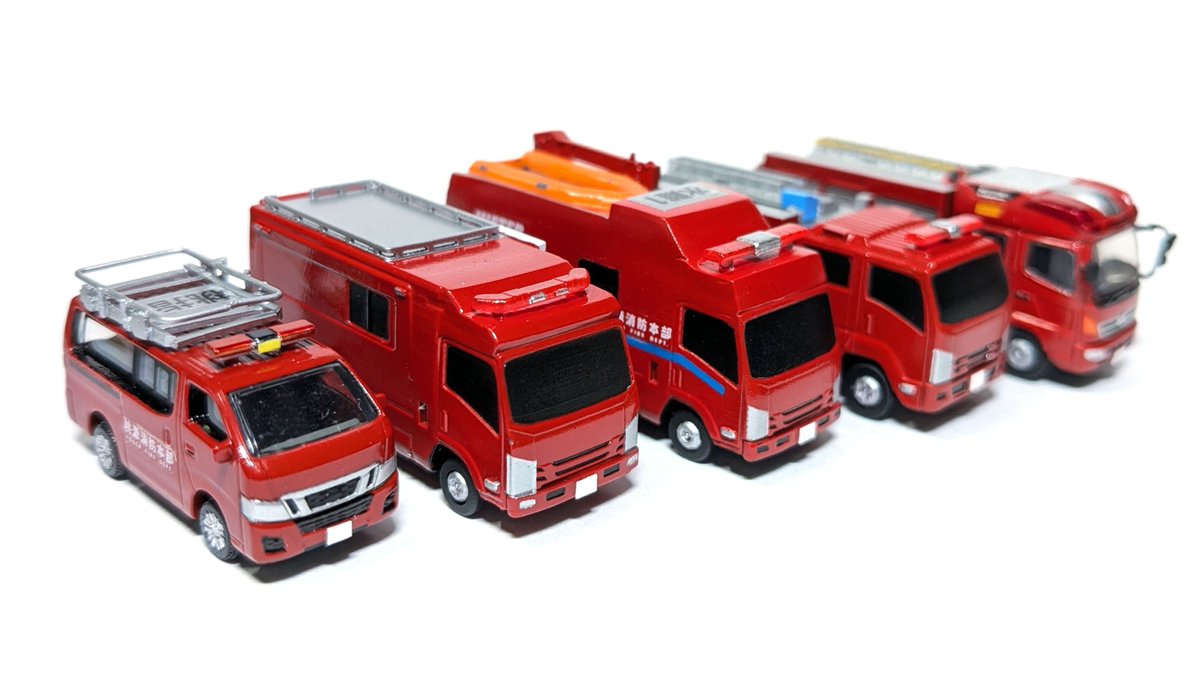 UTOPIA_ARSENAL's tweet photo. 本日導入
1/150　ONLY RED
指揮車・水槽付きポンプ車
平島市消防局

ONLY REDさんのキットを素組み
横浜消防のトライハート指揮車と東消の2t水槽付きがモデルですね
これぞ消防車というスタンダードなカッコよさ

依頼品として制作したこちらの2台は平島市消防局に納入されます！

#144スケモ
#ONLYRED https://t.co/dVOQ8nDAT0