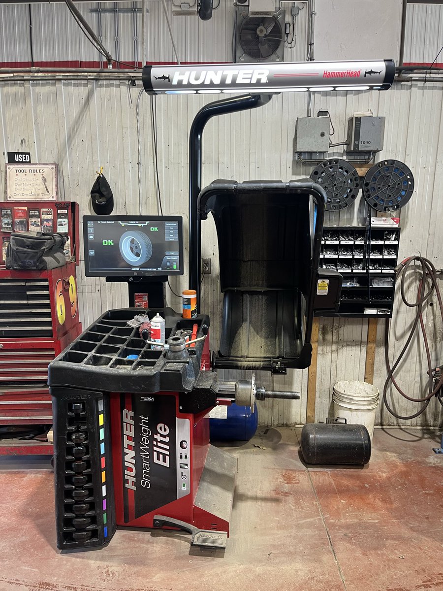 AmscSolutions's tweet photo. ANNOUNCEMENT!….Welcome to the Hunter family!….Congratulations, and a huge thank you to Fern Turpin, Owner of Turpin KIA in Carleton Place, Ontario for his trust in me.  #wechoosehunter #smartweight #balancer #amscsolutionsinc https://t.co/uoDxtPotkI