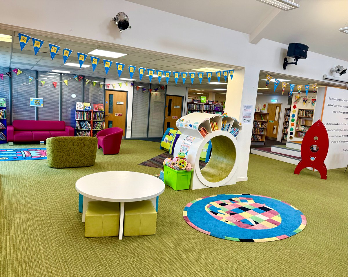 Llyfrgell Rhisga 📚 Risca Library tweet media