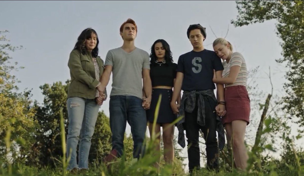 Rewatching 90210 in 2026 tweet media