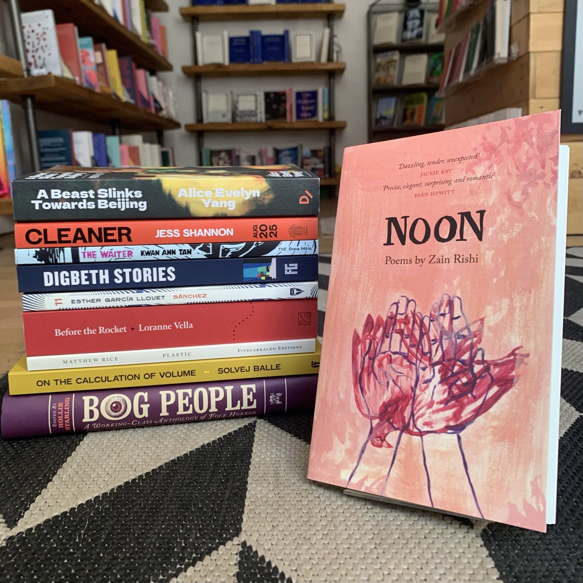 Voce Books tweet media