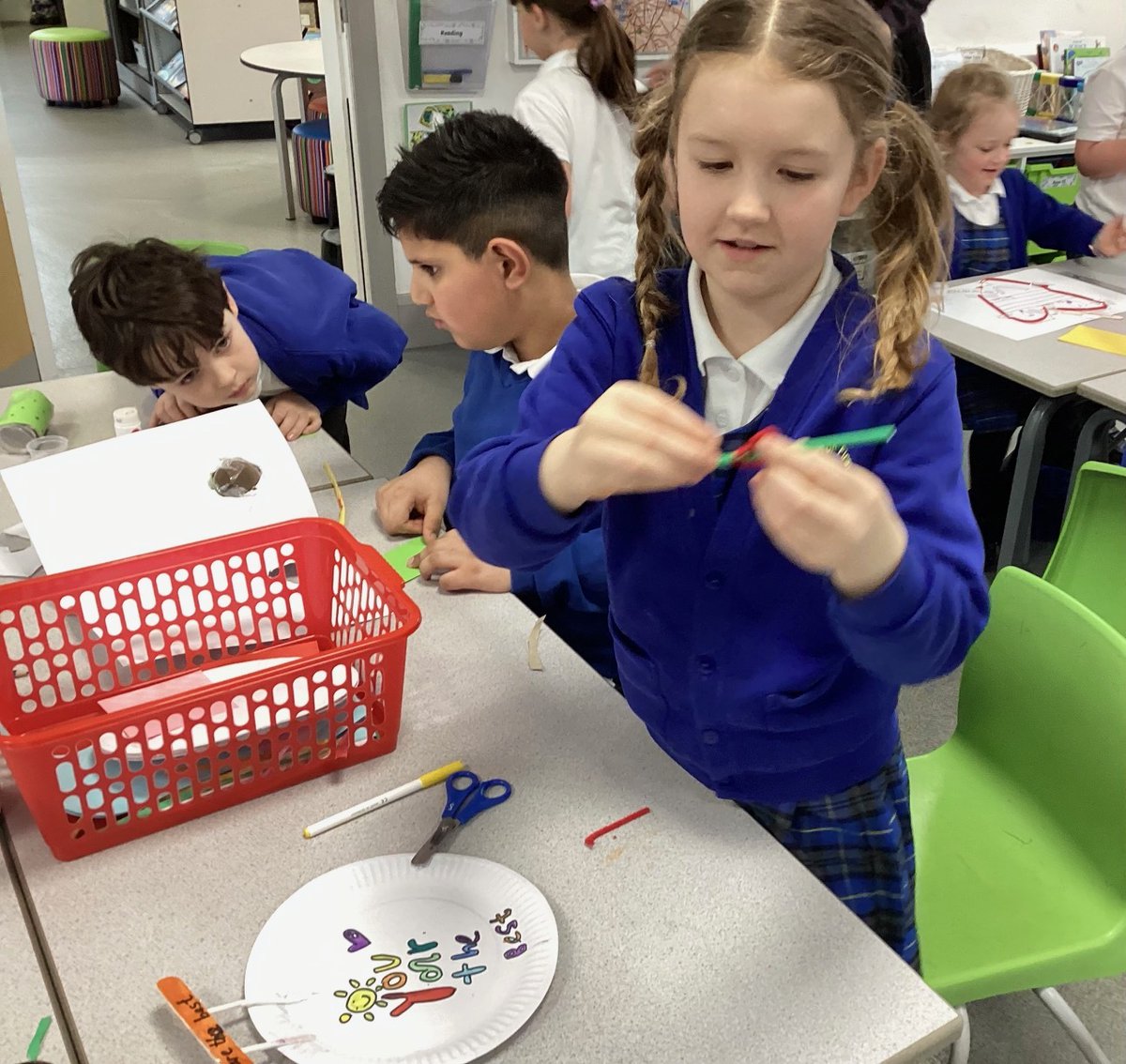 StanningtonFir2's tweet photo. We enjoyed a Kindness Workshop with Emily from 52 Lives. We learned that kindness has three qualities – being friendly, generous and considerate.  We also learnt about the science of kindness &amp; the positive impact it has on our physical and mental health. 
@schoolofkindness https://t.co/zMjV4lECV7