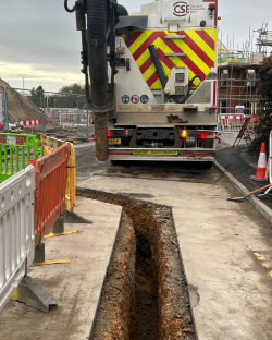 uk_cse's tweet photo. Another productive day on site 🚧
Trench works completed safely and efficiently.

📞 0118 332 0002
📧 info@cse-uk.co.uk

#CSE #Excavation #SiteWork #TeamWork https://t.co/QKEcR4F92w
