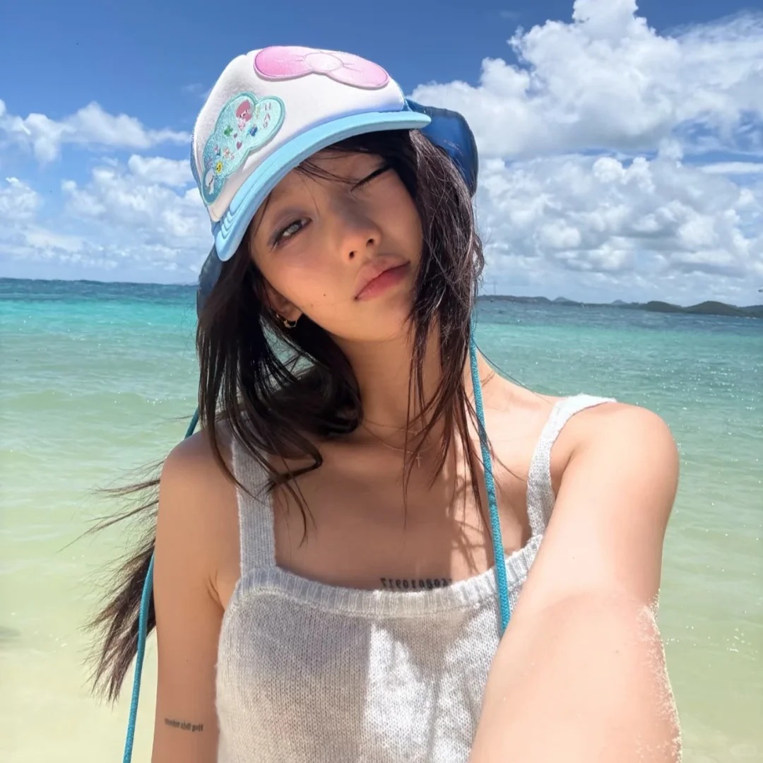 @tomkruise tweet media