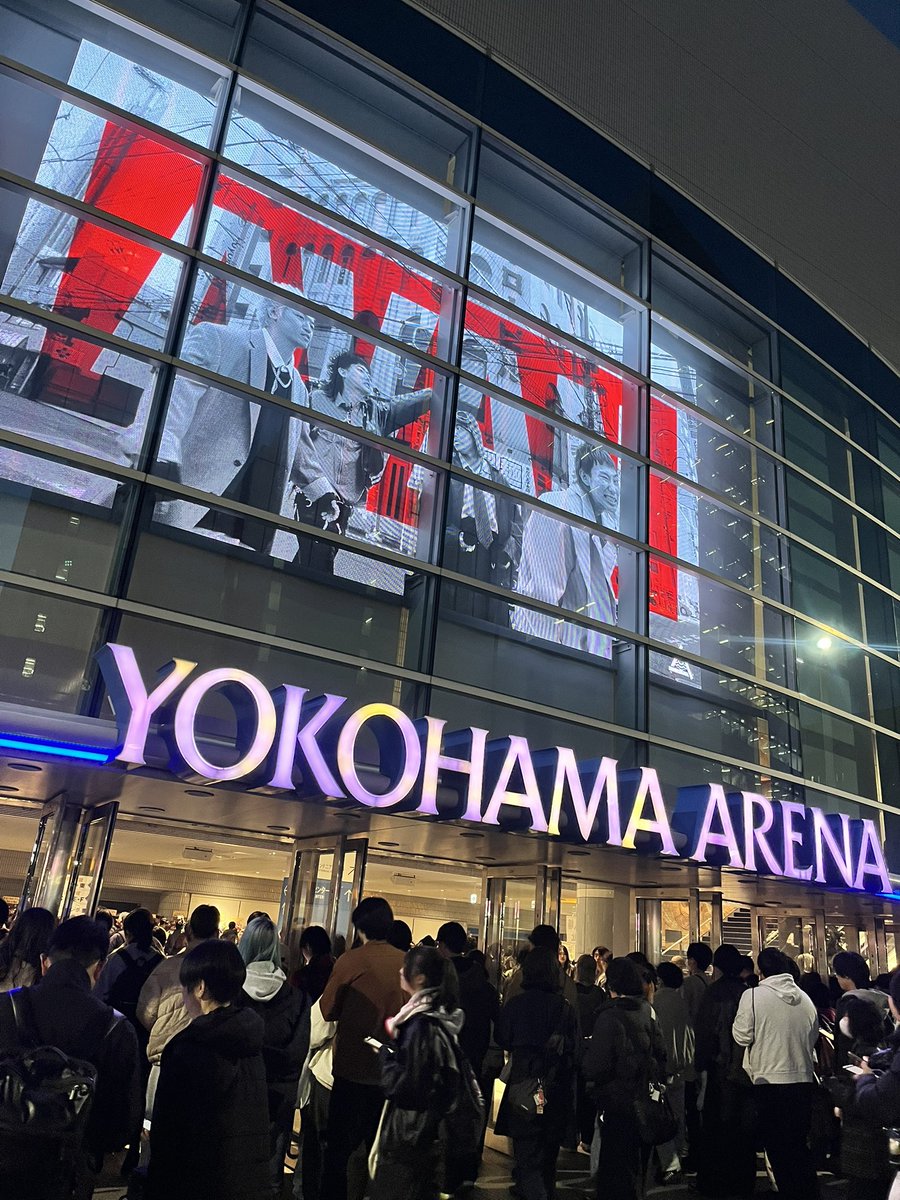 今日のハルカミライ、終始鳥肌。 全フロアを見渡せる位置やったから