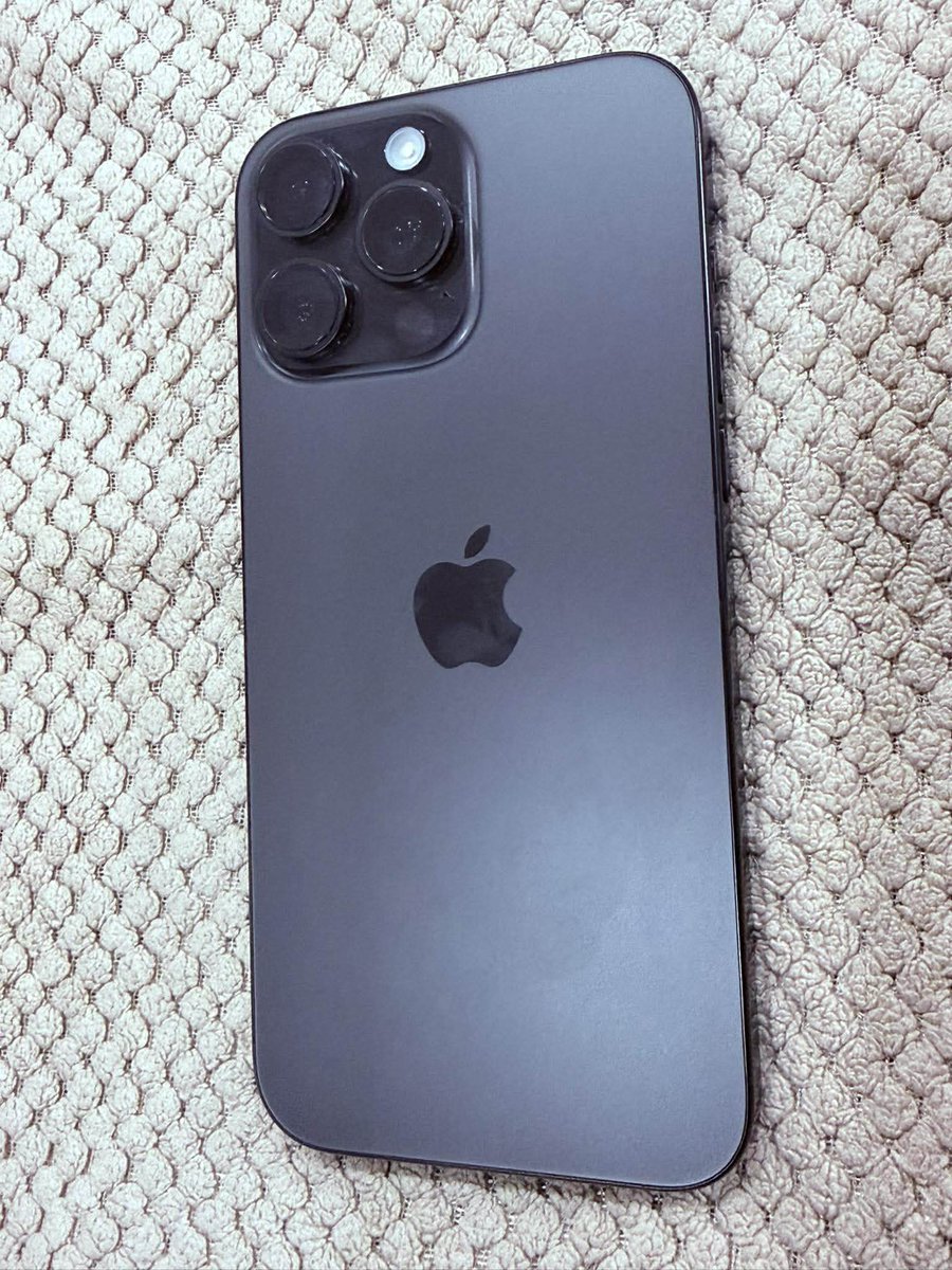 Bagets059's tweet photo. 5months old
Iphone 16 pro max
Color: jet black
256gb
Battery health: 93% 
Ntc approve ( from inbox) 
Warranty till until april 8, 2026
No issue 
Super kinis alagang alaga unli check sa meet up
PRICE 58K https://t.co/oimIXdn8sD