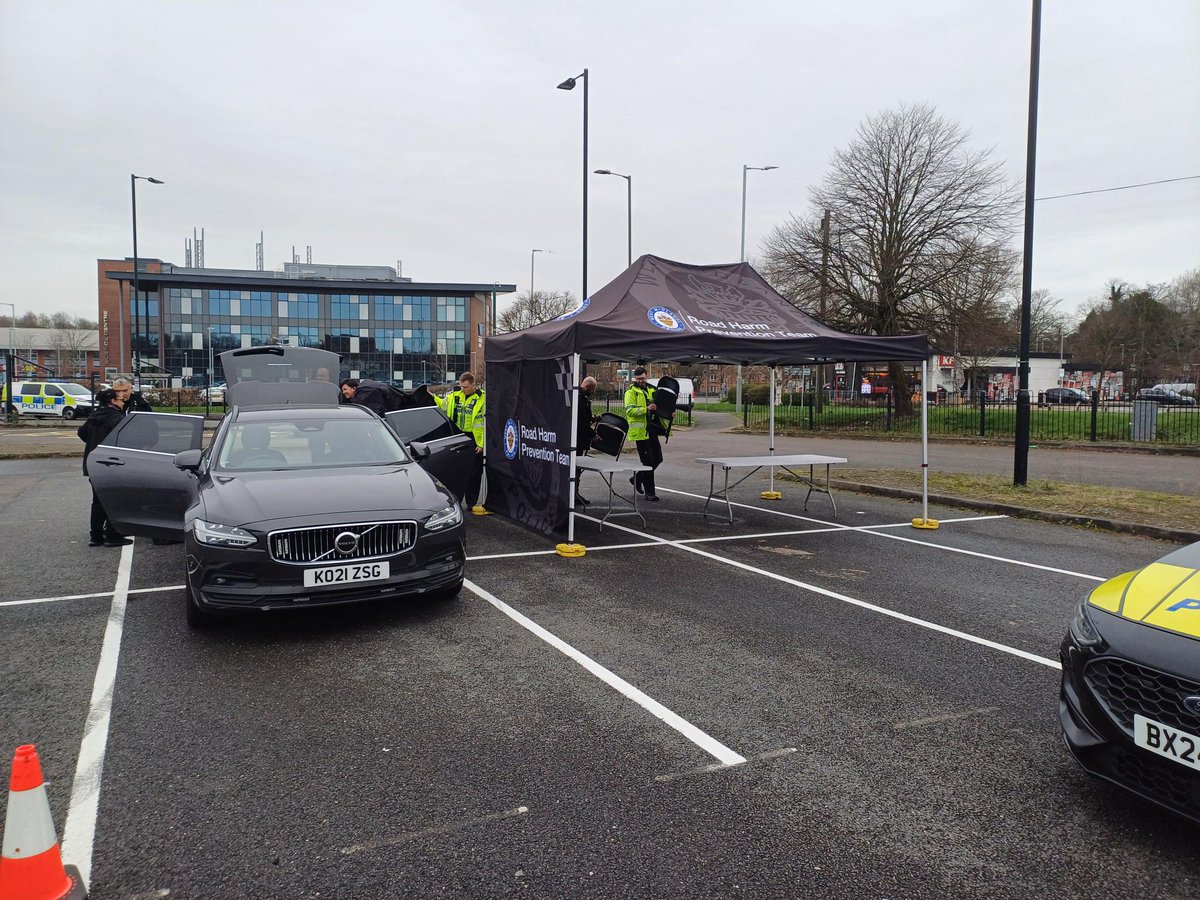 Low Hill, Bushbury & Fallings Park Police tweet media